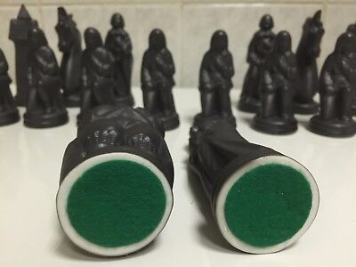 11925.VINTAGE PORCELAIN CHESS SET IN MEDIEVAL STYLE MADE IN ENGLAND