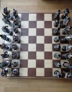 Фарфоровый шахматный набор 