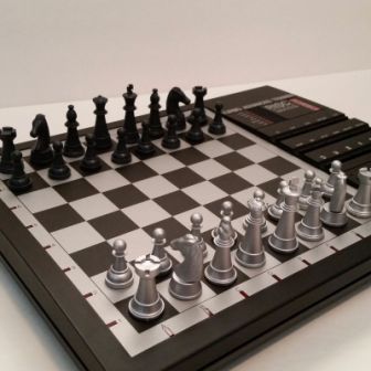 Saitek Kasparov Turbo Advanced Trainer - шахматный компьютер
