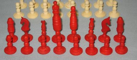 Антикварные шахматные фигуры (кость)